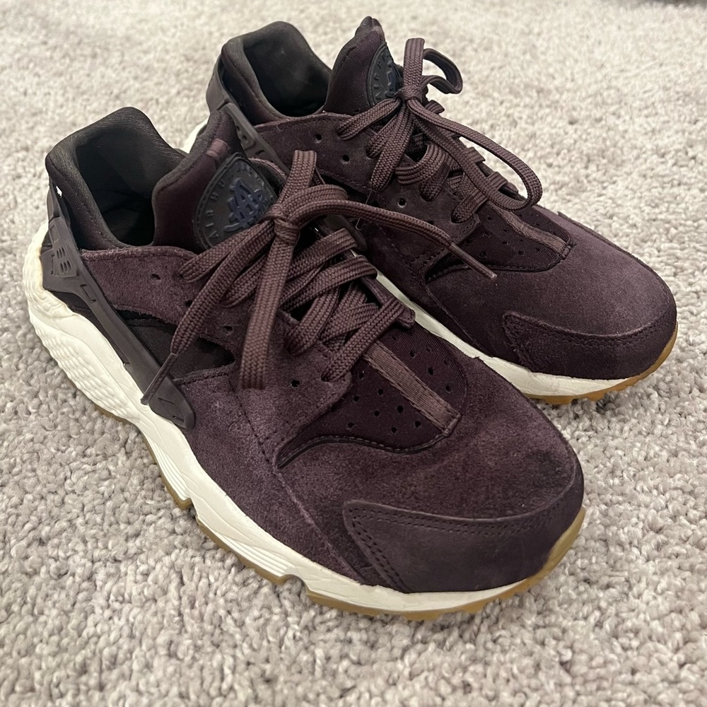 Nike Women’s air huarache run sd